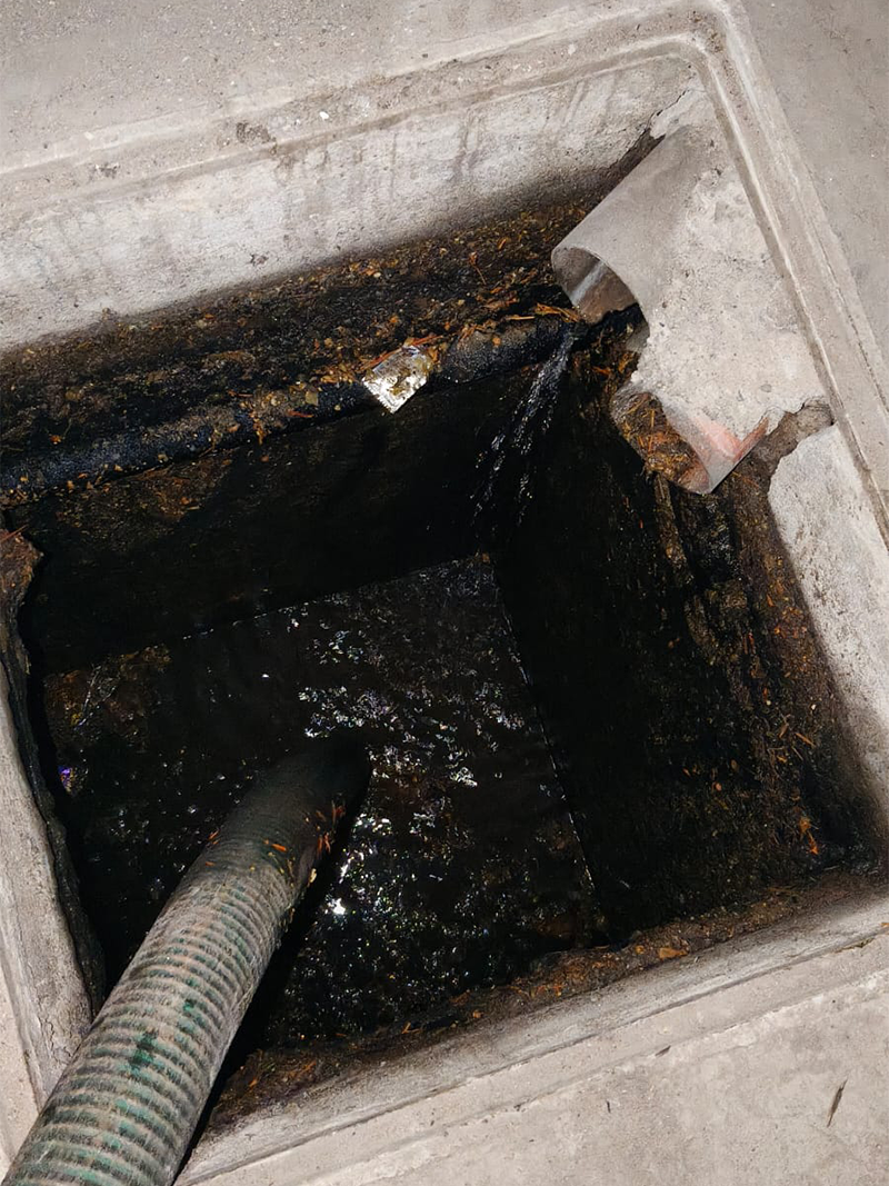 Residential Septic Tank Cleaning Services